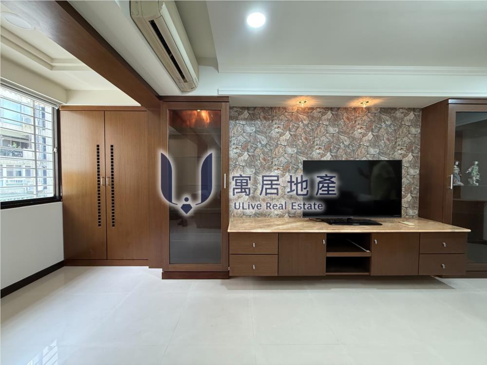 盡顯大方，雅致風華
寧靜街巷，近中山國中站